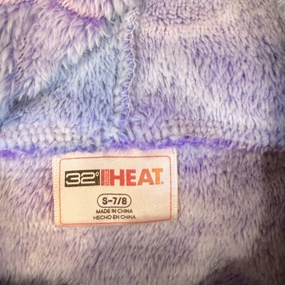 Hoddie - Picture 2 of 2